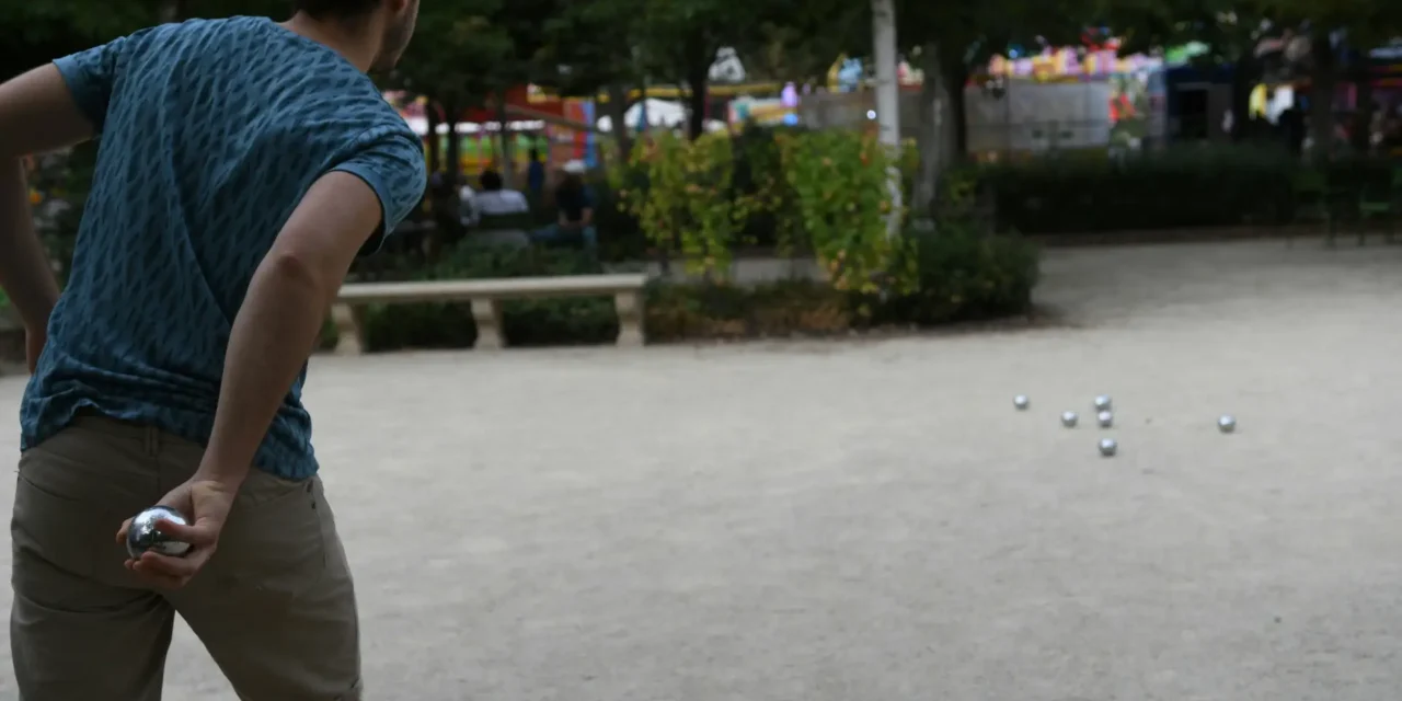 A pétanque lelki hatásai: Miért gyógyítja a lelket ez a francia játék?