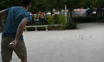 A pétanque lelki hatásai: Miért gyógyítja a lelket ez a francia játék?